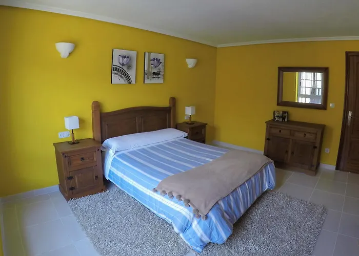 Olar De Отель *